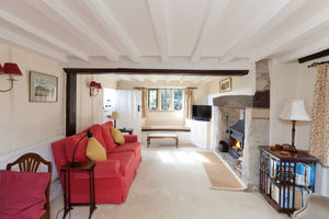 Sitting Room- click for photo gallery